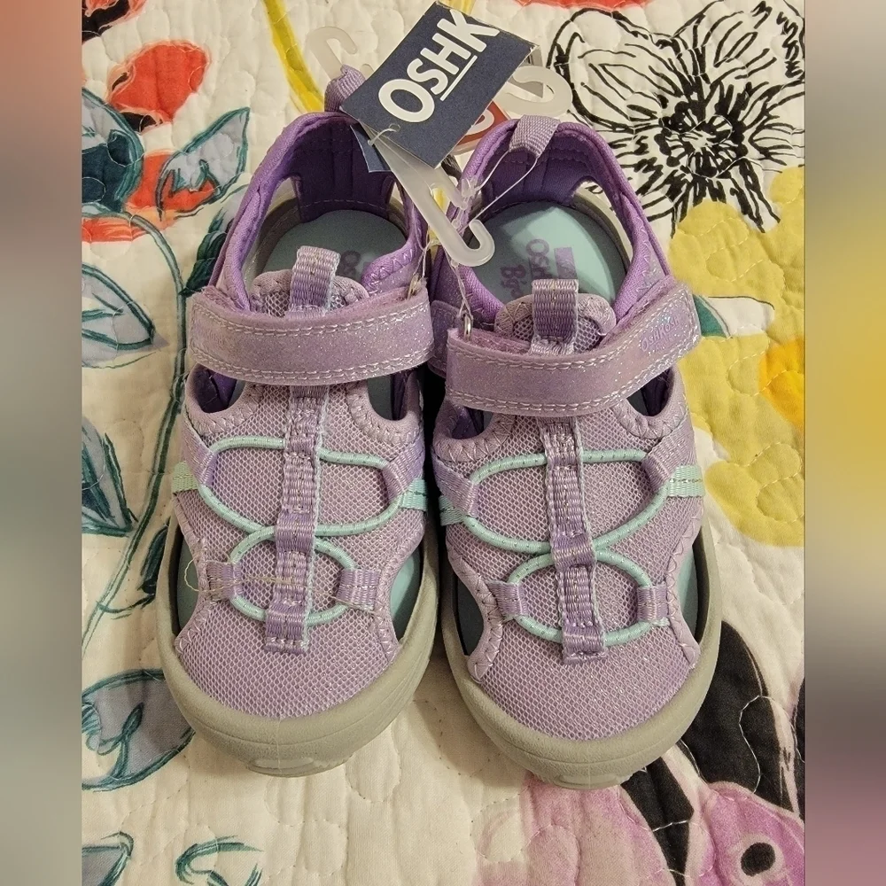 NWT Oshkosh B'Kosh Girls Sandal with Velcro Closure